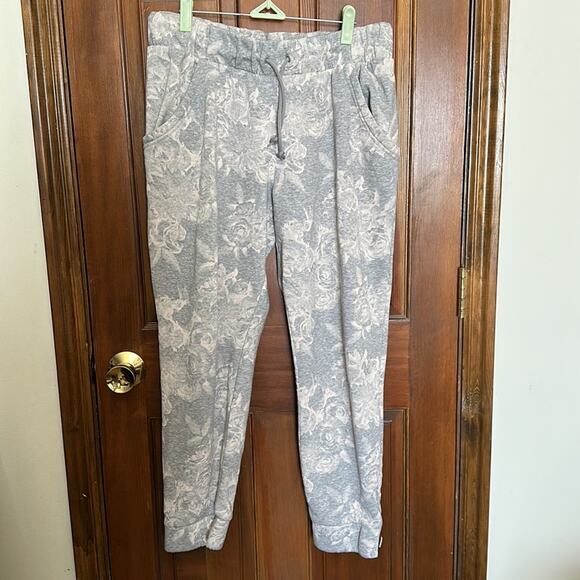 Adidas | Floral Printed Climalite Post Game Joggers Size L - Picture 1 of 12